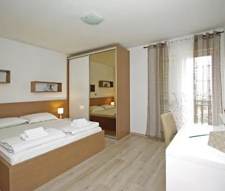 Mateo **** Dom wakacyjny Zagvozd