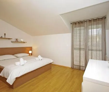 Holiday home Mateo **** *