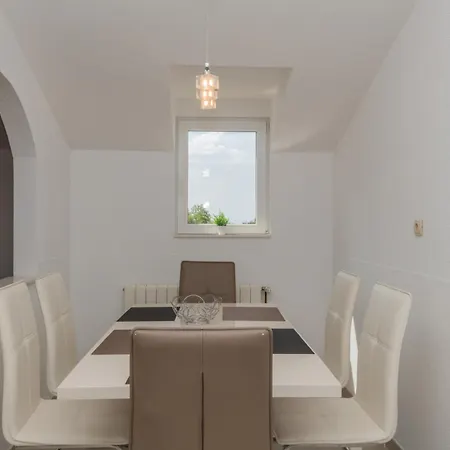 Mateo **** * Zagvozd